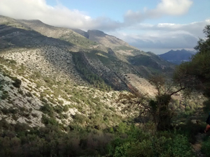 Looking across to the flanks of Mediodia