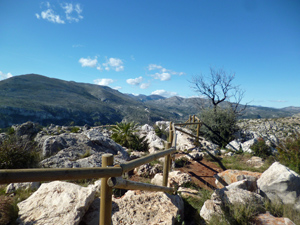 Fence guarding Avenc (Pothole)