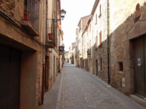 Calle Mayor in Macanet