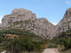 Rocky entrance to barranco Calvo