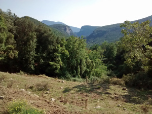 View on descent to Albanya