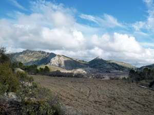 Cocoll (L) and Tossal del Vaquero