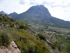 Puig Campana and Roldan's notch