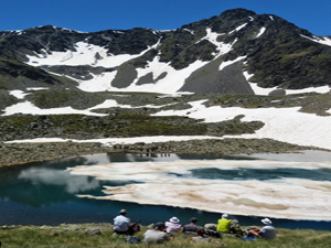 Estany with ice flows