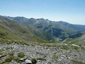 Across the Nuria valley