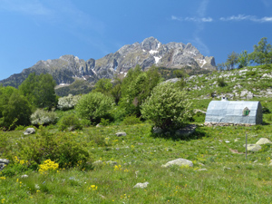 Cabana de la Coma and S ridge