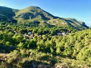 Cim del Penyalba above Les Foies