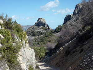 Confrides Castle comes into view