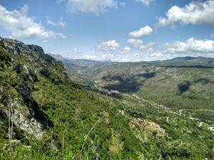 Gallinera valley and distant Benicadell