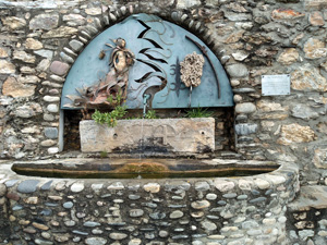 Fuente in Bescaran