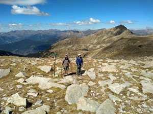 Looking W over the Collada dels Pessons