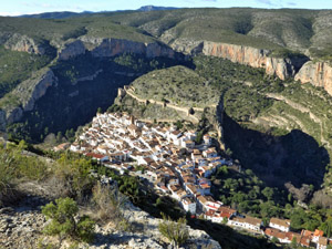 Chulilla from La Cruz