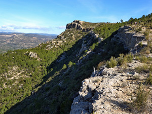 Walking along the ridge at the edge of the valley