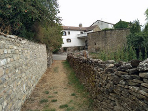 Approaching Guasillo