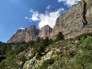 Sanchets crags on our return journey