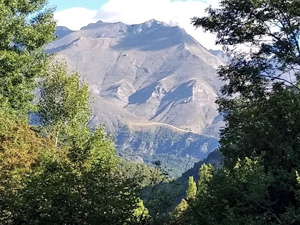 Looking up the Val de Tena
