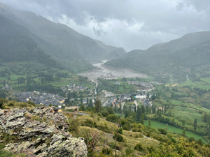 View down the Val and over the Embalse de Lanuza