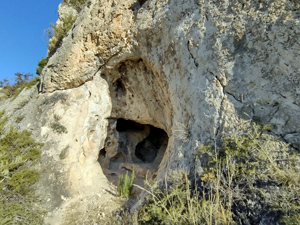 Cave on ascent to La Mameletta