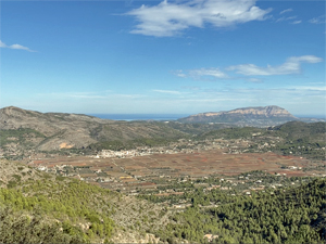 5. Lunch stop view over Jalon Valley & Montgo