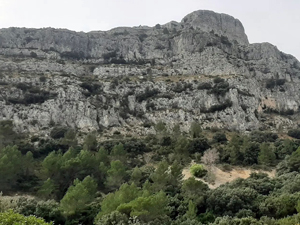 The Cordilleras Rim on the approach to the Badall