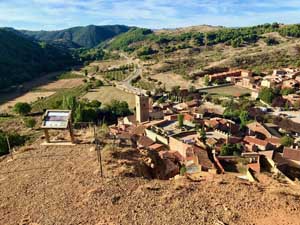 Canyon circuit via Castillo and Aguallueve-6